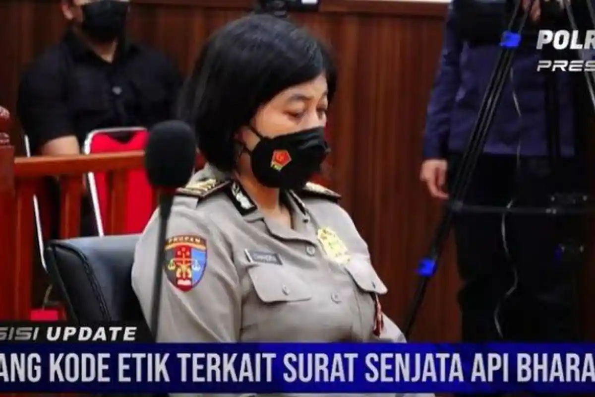 Tidak Dipecat, AKP Dyah Chandrawati Terbukti Tak Profesional Kelola Senjata Api di Kasus Brigadir J