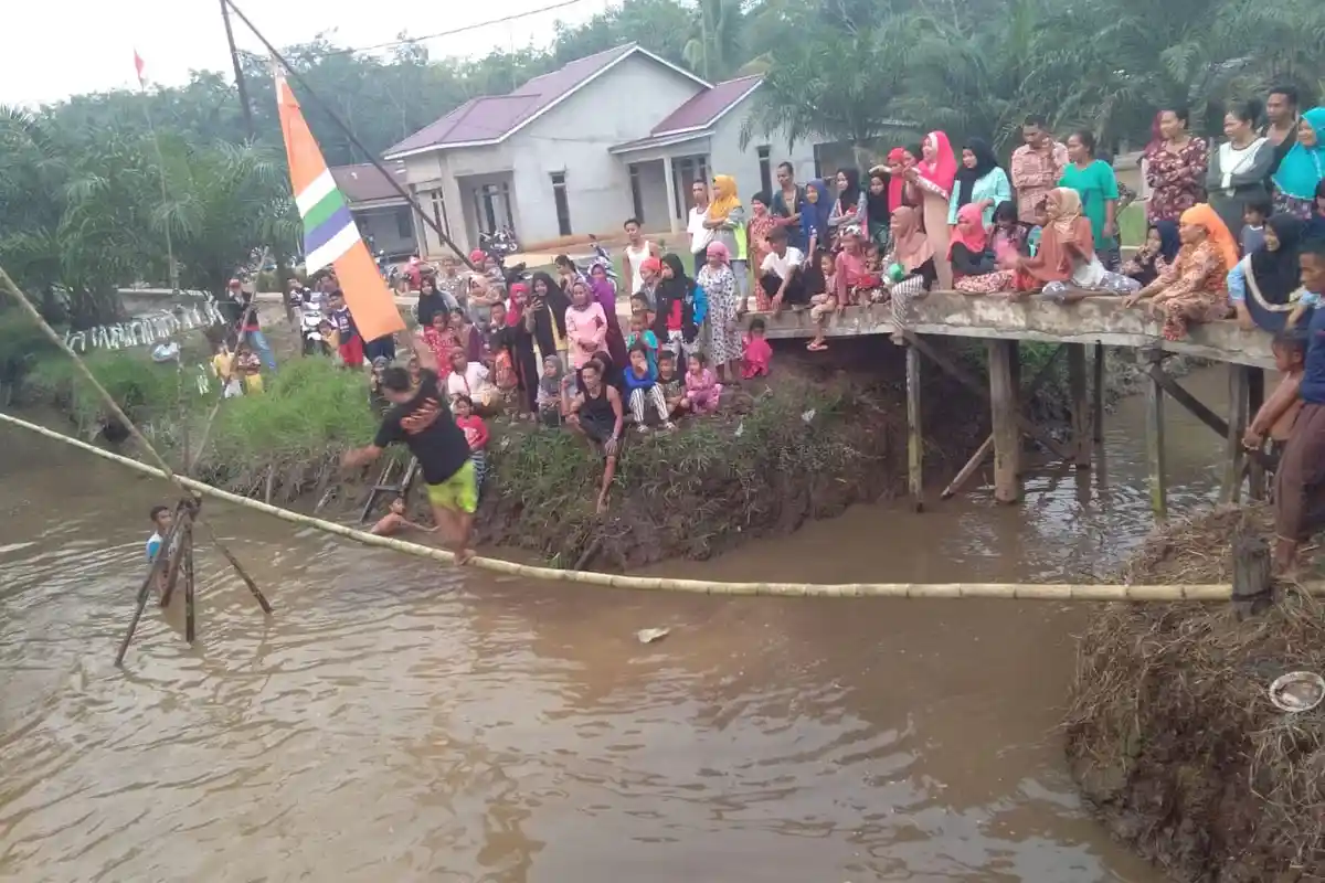 Semarakan Hari Raya Kemerdekaan, Karang Taruna Rantau Panjang Landak Gelar Perlombaan 