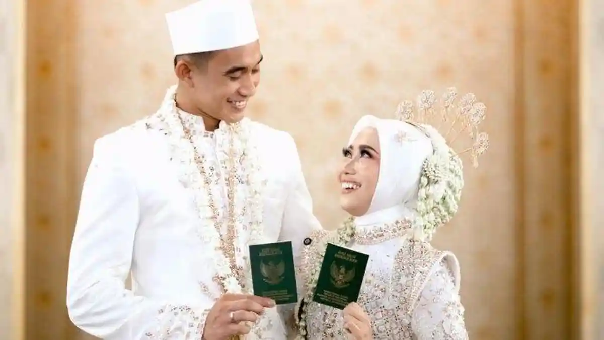 Hari Patah Hati Nasional, Rizky Ridho Nikahi Sang Pacar Sendy Aulia di ...