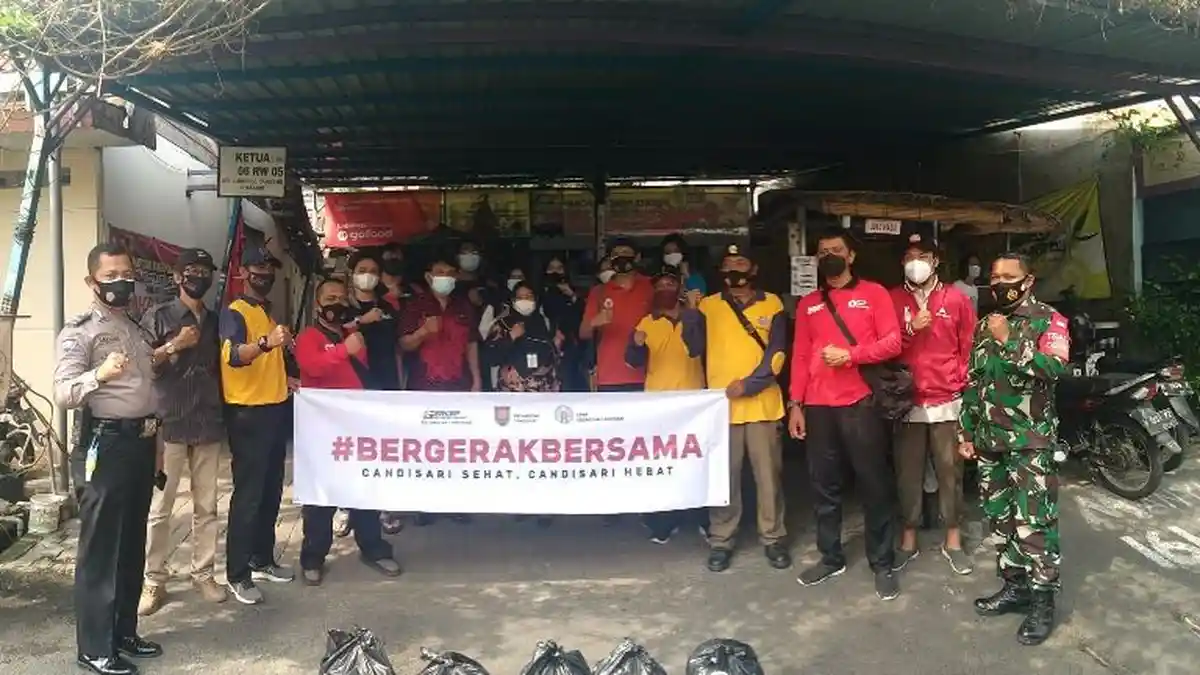 Nih Aksi Nyata Para Pemuda Kala Pandemi, Gercep Candisari Bagi Sembako dan Bantu Vaksinasi Pelajar