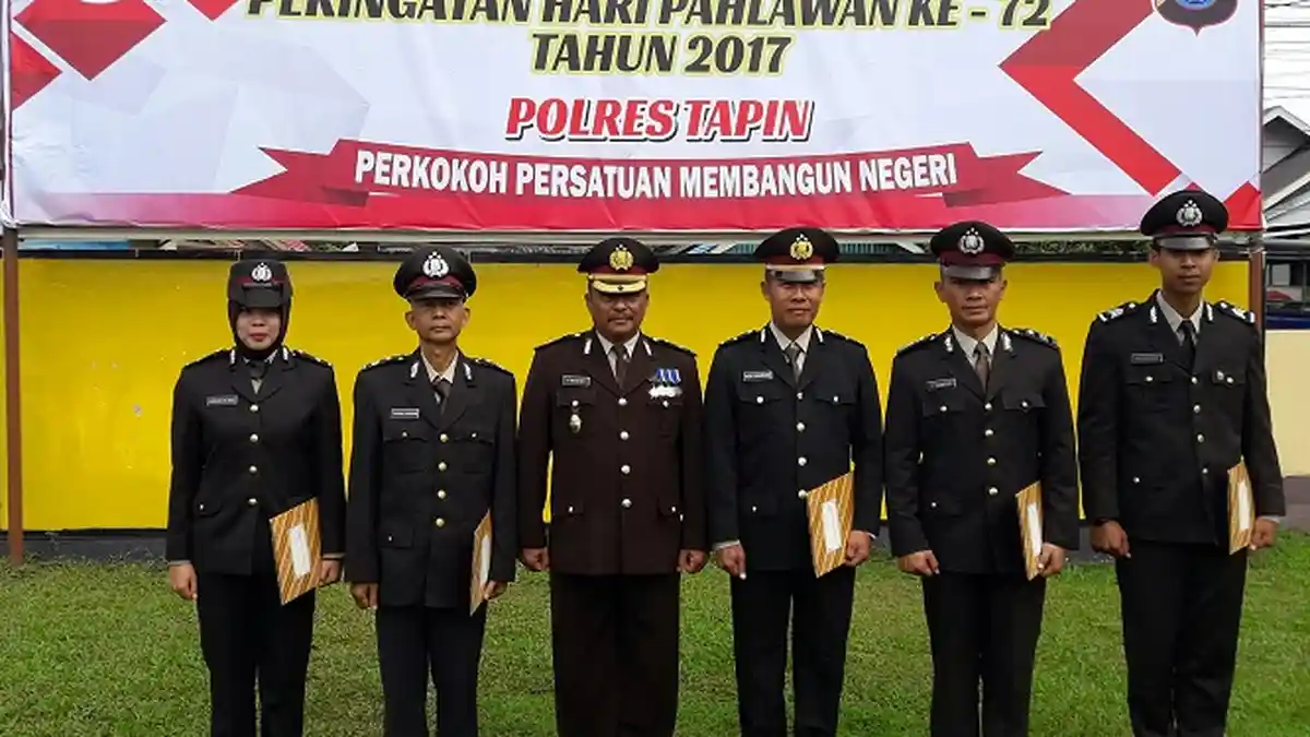 Lima Polisi Tapin Diberi Penghargaan, Ini Prestasi yang Diraihnya