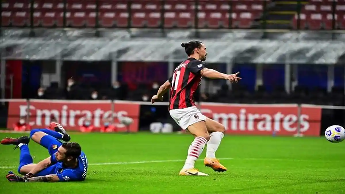 Hasil AC Milan vs AS Roma, Ibrahimovic Cetak Gol Pembuka, Rossoneri Masih Tertahan 1-1