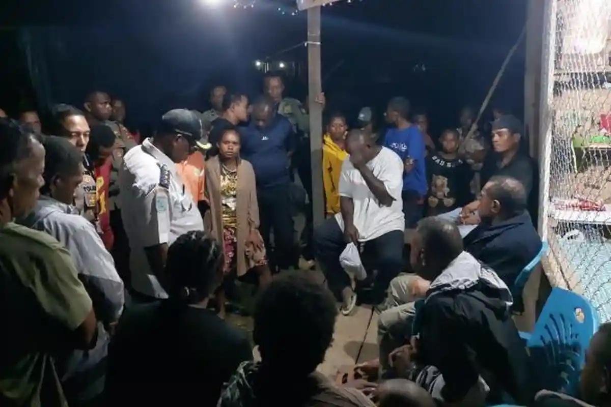 Pj Bupati Sorong Yan Piet Mosso Tegaskan Pemkab Biayai Pengobatan Korban Laka Maladofok hingga Sehat