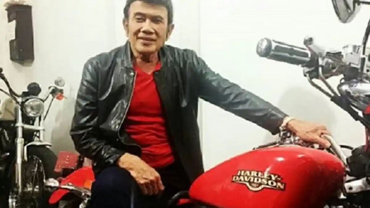 Bikin Ngiler! Abis Manggung Raja Dangdut Rhoma Irama Disawer Motor Harley Davidson!