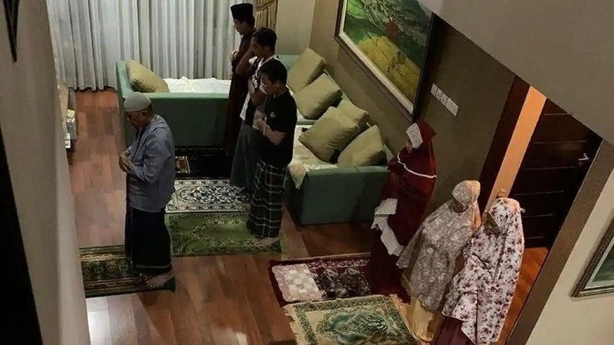 DPRD DKI Jakarta Sarankan  Lansia dan Anak-anak Salat Tarawih di Rumah agar Terhindar Covid-19