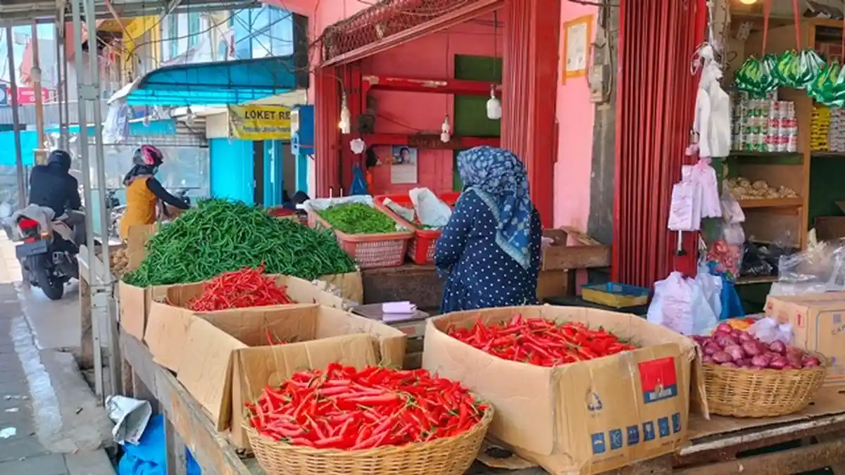 Harga Cabai Hijau dan Rawit di Pasar Raya Padang Merangkak Naik, Sudah Rp 30 Ribu per Kg