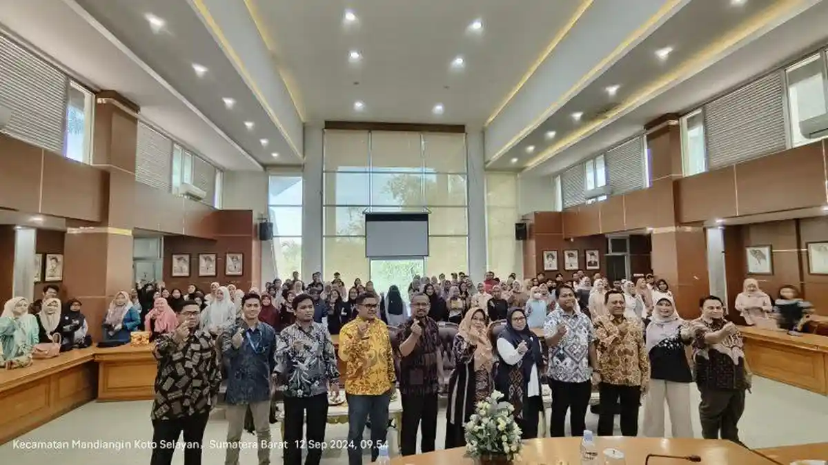 Diskominfo Bukittinggi dan BBPSDMP Kominfo Medan Gelar Pelatihan Digital Entrepreneurship untuk UMKM