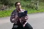 Buku Memengaruhi Sikap dan Kepribadian Hidup