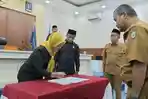 Rapat-Paripurna-Pendapat-Akhir-Fraksi-DPRD-Mamuju-Tengah-terhadap-Ranperda-Perangkat-Daerah.jpg