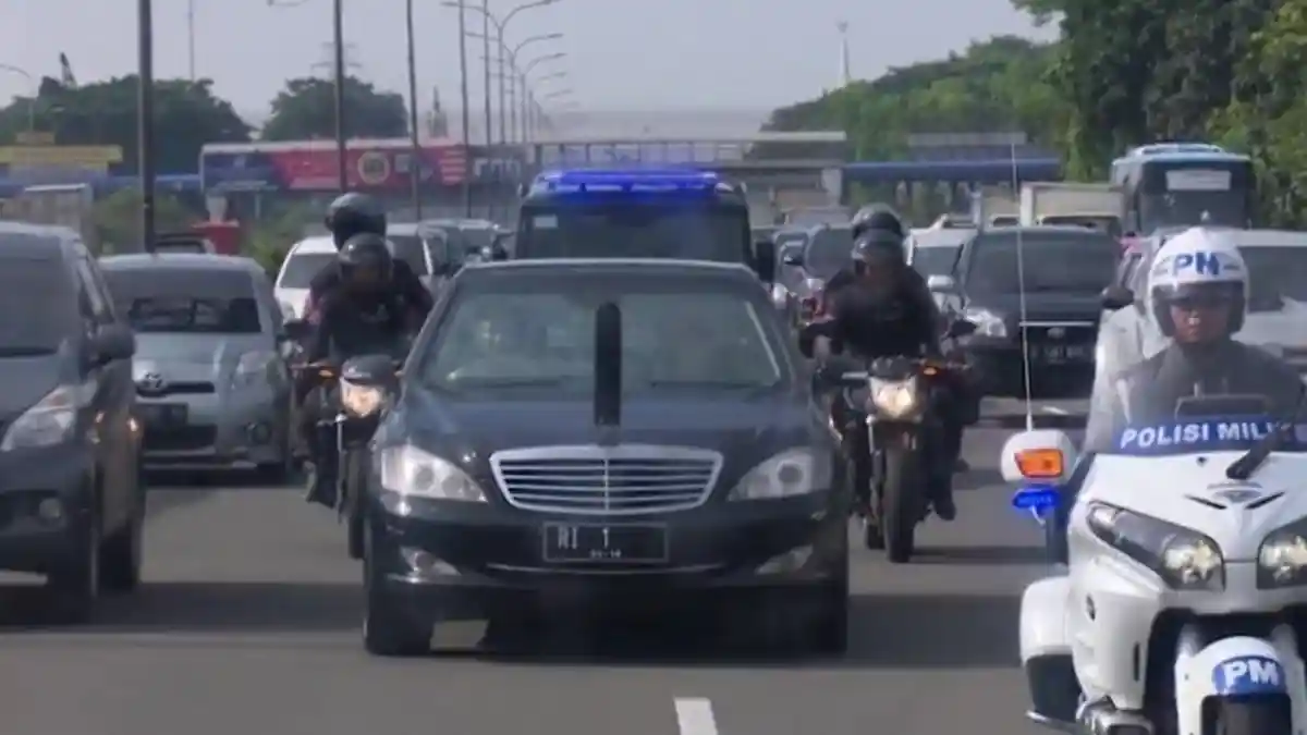 Paspampres Siaga 24 Jam Setelah Terduga Teroris Serang Mabes Polri, Anggota hingga Panser Disiapkan