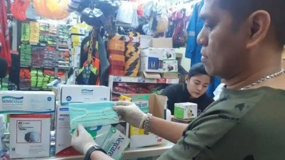 Jangan Nekat Timbun Masker dan Hand Sanitizer, Ancaman Hukumannya Tidak Main-main