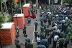 Ratusan Anggota TNI Tes Urine