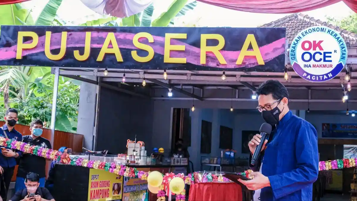 Resmikan Pujasera Ina Makmur di Pacitan, Sandiaga Uno : Bangkitkan Ekonomi-Buka Lapangan Kerja