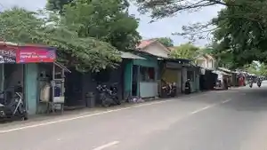 penertiban-kios-liar-atas-drainase-Rukoh.jpg