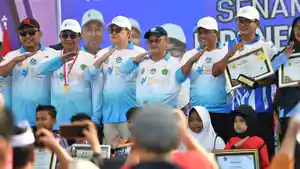 Mendikdasmen-Ajak-Murid-Pamekasan-Lakukan-7-KAIH-dan-Ikrar-Pelajar-Indonesia.jpg