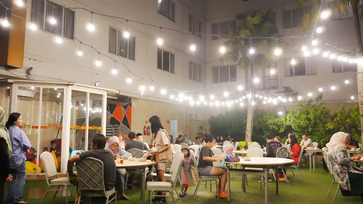 Rayakan Tahun Baru Ignite A New Chapter 2026 di Harris Hotel Sentraland Semarang