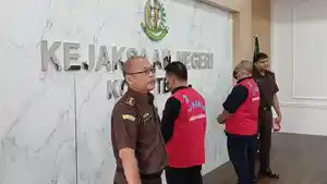20251103-_-Tersangka-Kredit-Fiktif-Bank-BUMN-Kota-Tegal.jpg