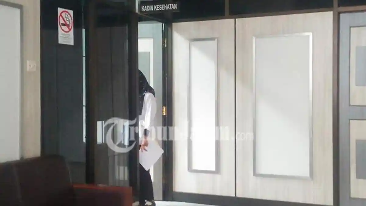Kadinkes Gresik Diperiksa Inspektorat Kasus Dugaan Pemotongan Gaji Pegawai Hingga Rp 200.000