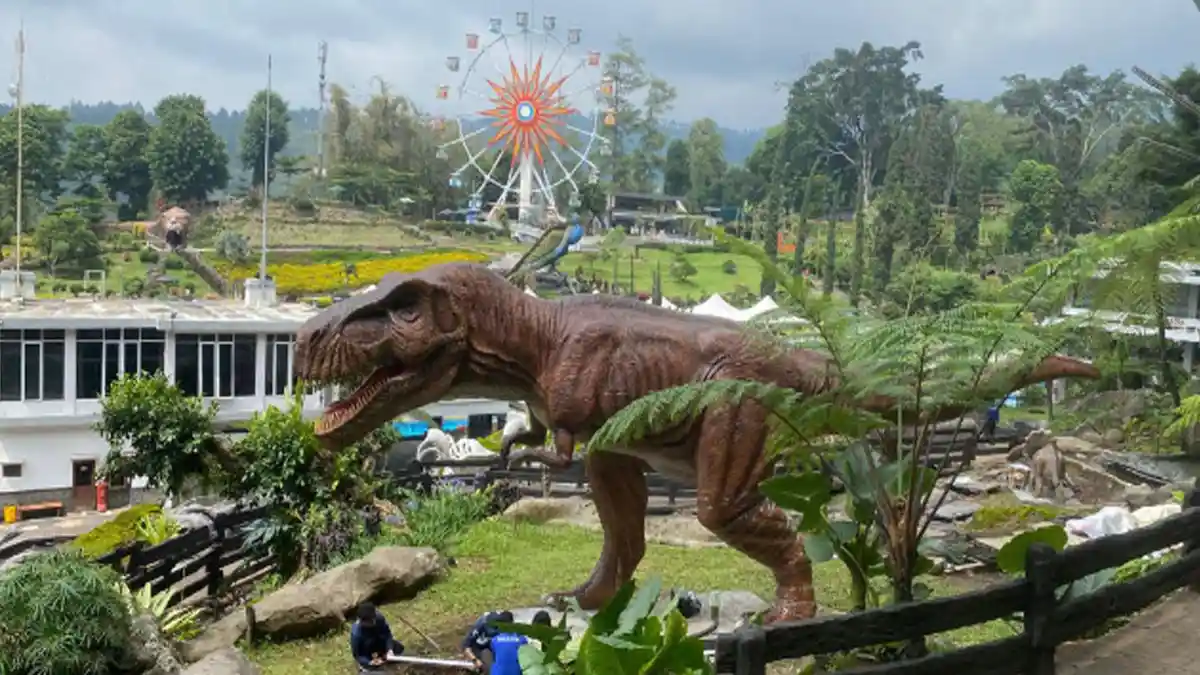 Dino Ranch jadi Wahana Baru di Taman Rekreasi Selecta, Ada Replika Dino yang Bisa Semburkan Api