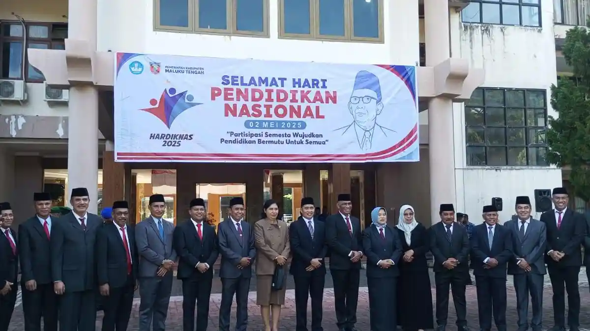 Peringati Hardiknas, ini Pesan Menteri tuk Pendidikan di Maluku Tengah