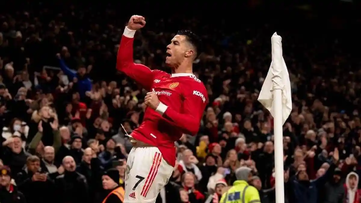 FANTASTIS Diikuti Oleh Lebih Dari 400 Juta Orang Di Instagram, Cristano Ronaldo: Siuuu!