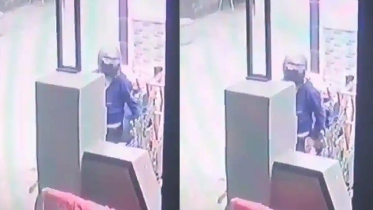 Pria Pencuri Celana Dalam Wanita Terekam Kamera, Lihat Aksinya Sebelum Sembunyikan CD di Sakunya