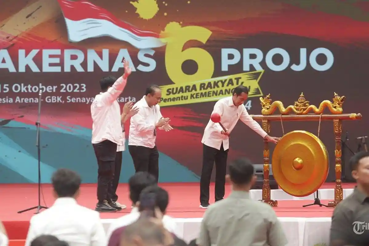 Projo Resmi Dukung Prabowo, Pengamat: Jokowi dari Merakyat Jadi Oportunis, Wong Cilik Ngerti Itu