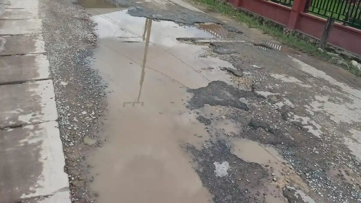 Keluhan Warga Samarinda Atas Dampak Proyek Penurapan Sungai Karang Mumus, Jalan Rusak Parah