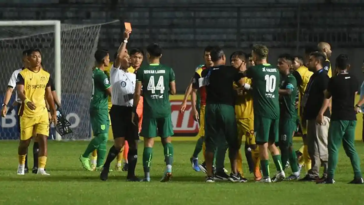 Persebaya Bisa Mainkan Riswan Lauhim saat Lawan PSIS Semarang Usai ...