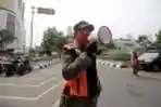Penindakan Terhadap Warga Pelanggar PSBB Total di Jakarta