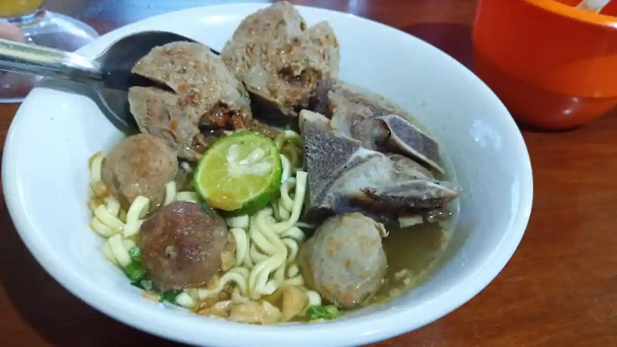 3 Bakso Isi Rawit di Bogor, yang Tak Kuat Jangan Coba-coba