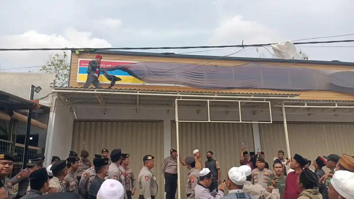 Ricuh Bangunan Indomaret di Pamekasan Dibongkar, Polisi: Kami Tindak Lanjuti Secara Profesional
