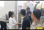Kecurigaan-Suami-Gegara-Istri-Kerap-DLK-Oknum-Dokter-Gigi-Wanita-Digerebek.jpg