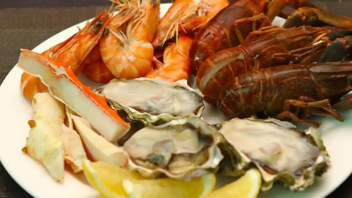 Ingin Menyantap Seafood tapi Takut Alergi? Perhatikan Tips Berikut
