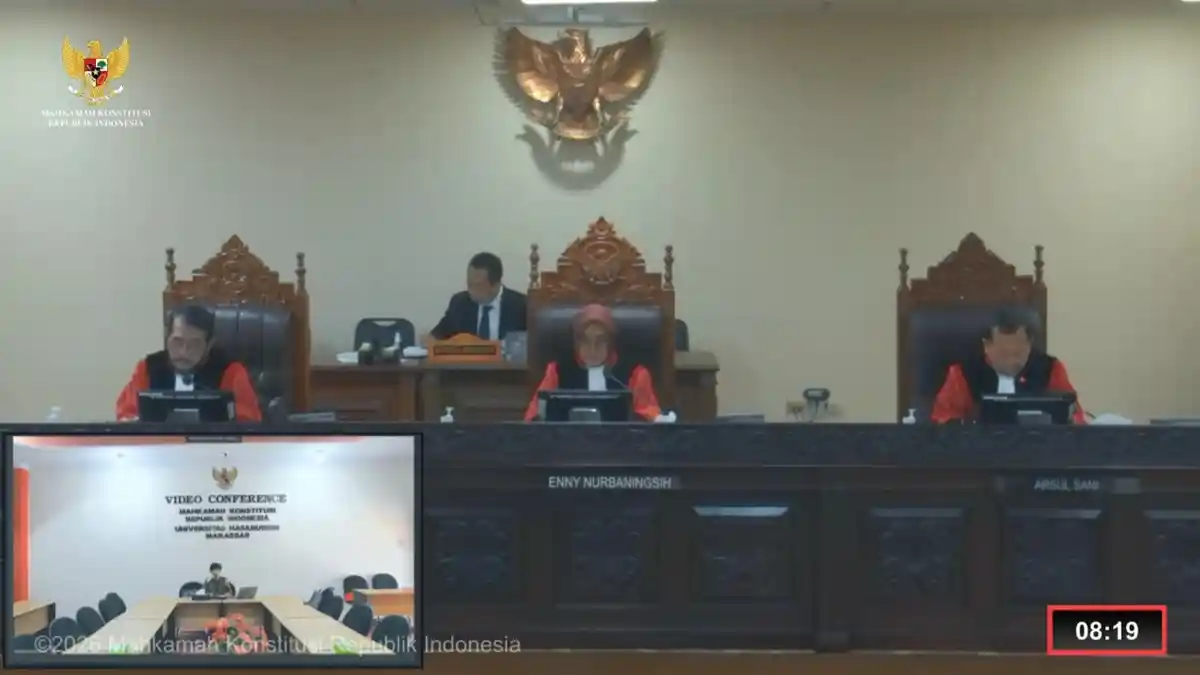 Mahasiswa Hukum Unhas Uji Frasa Jalan Rusak ke Mahkamah Konstitusi