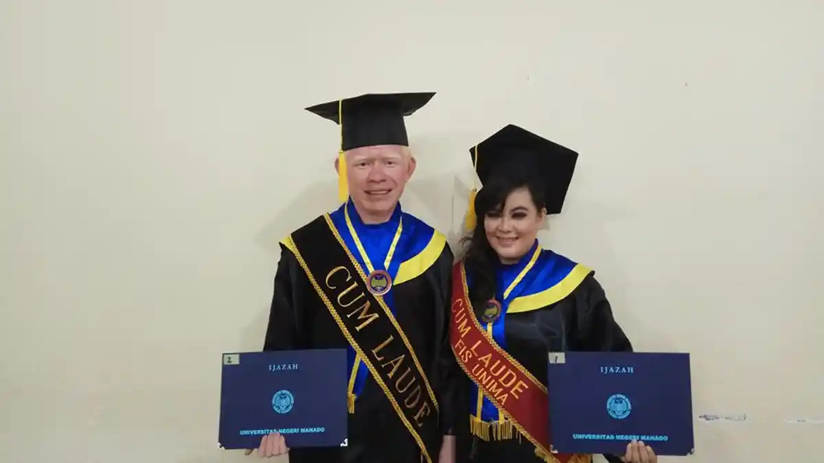 Peraih Cum Laude di Unima Ini Hampir Berhenti Kuliah