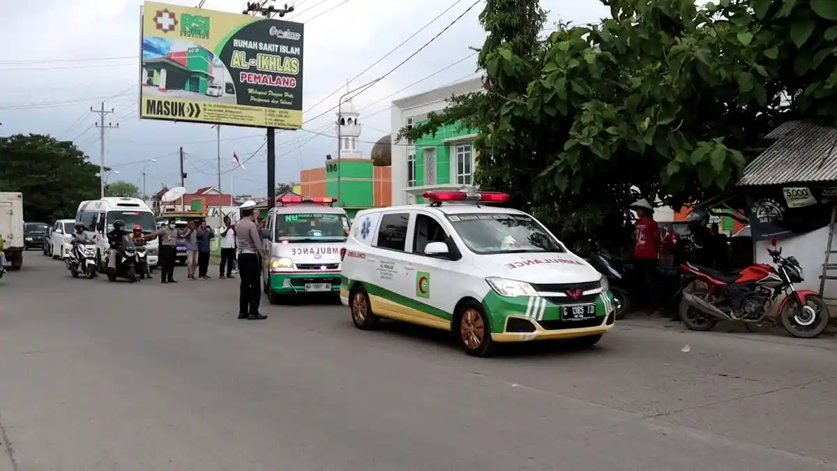 Jenazah Syabda Perkasa dan Ibunda Diberangkatkan ke Sragen, Polisi Kawal Hingga Rumah Duka