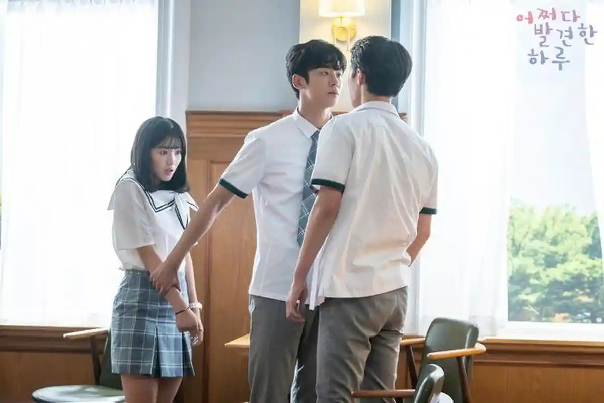 Sinopsis dan Link Streaming Drakor Extraordinary You, Kisah Cinta Anak SMA Dalam Dunia Fantasi
