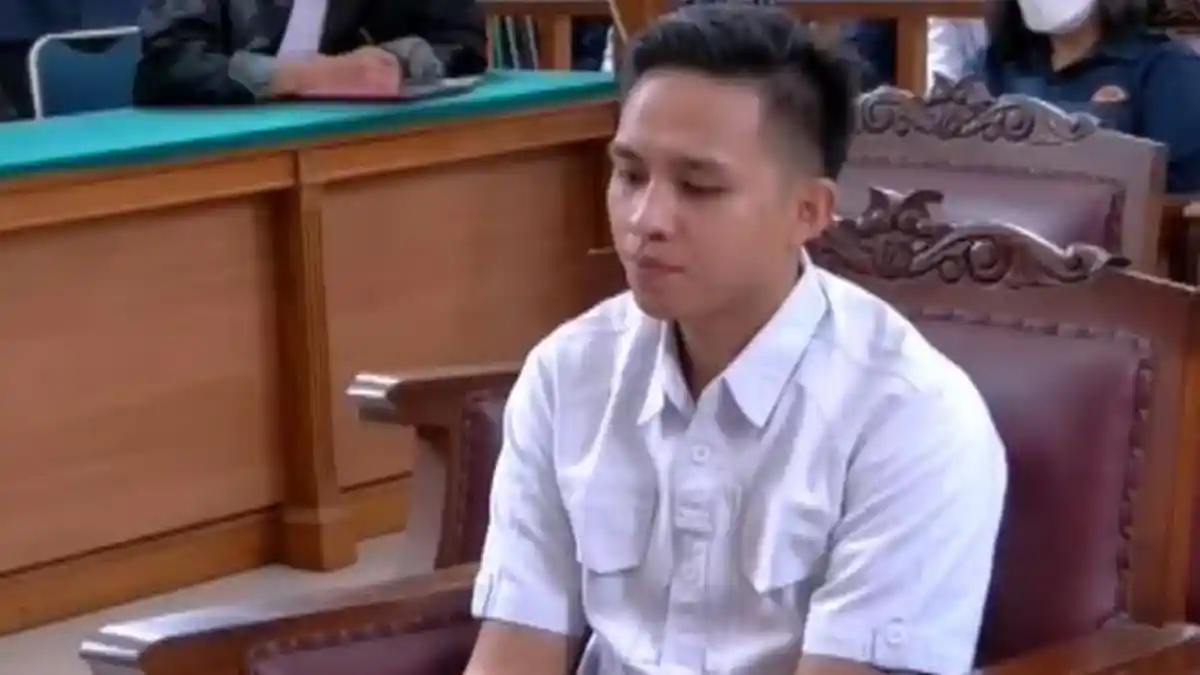 Richard Eliezer 'Hanya' Divonis 1 Tahun 6 Bulan Penjara, Berikut Hal yang Meringankan Hukumannya