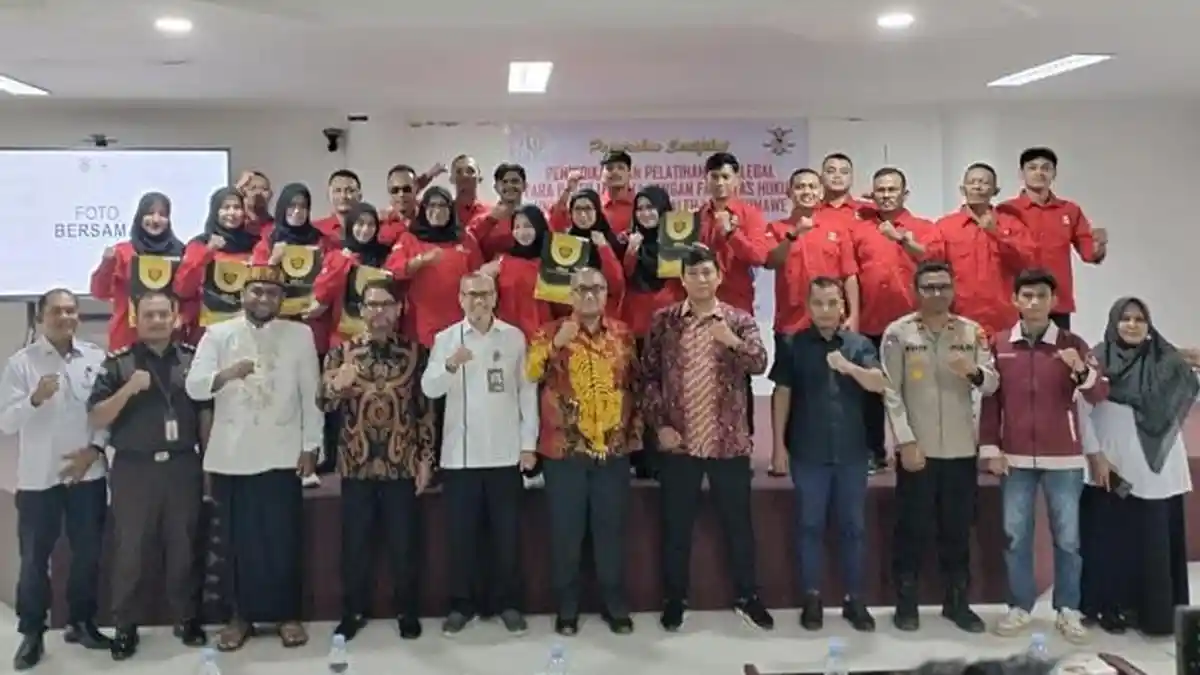 FH Unimal dan YARA Aceh Serahkan Sertifikat Diklat Paralegal, Dihadiri Nasir Djamil