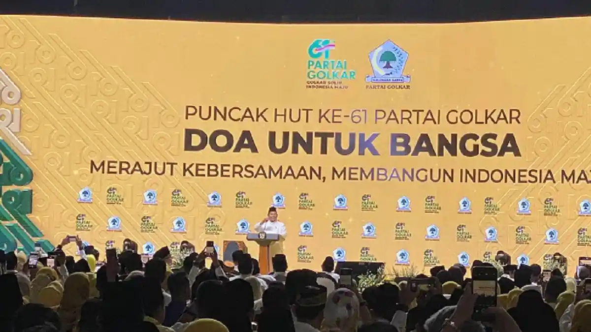 Kelakar Prabowo Kaget Nusron Wahid Jago Pimpin Doa: Apa Pindah Jadi Menteri Agama?