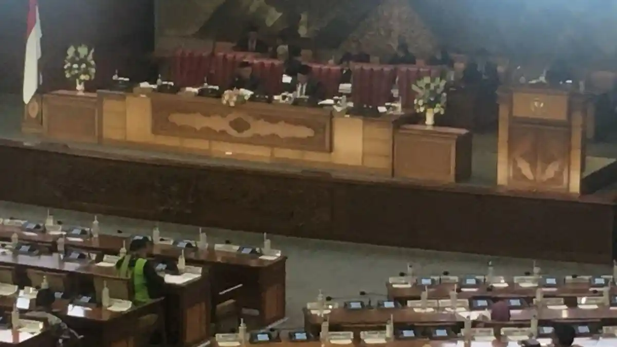 Rupiah Melemah, Sidang Paripurna DPR RI Diwarnai Interupsi