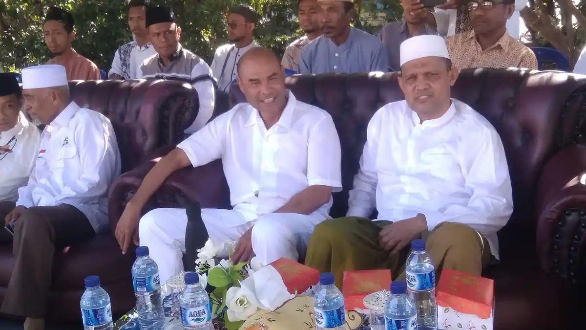 Idul Adha -- Anwar Pua Geno Puji Pemprov NTT,  Beri Bantuan 54 Ekor Sapi Kurban