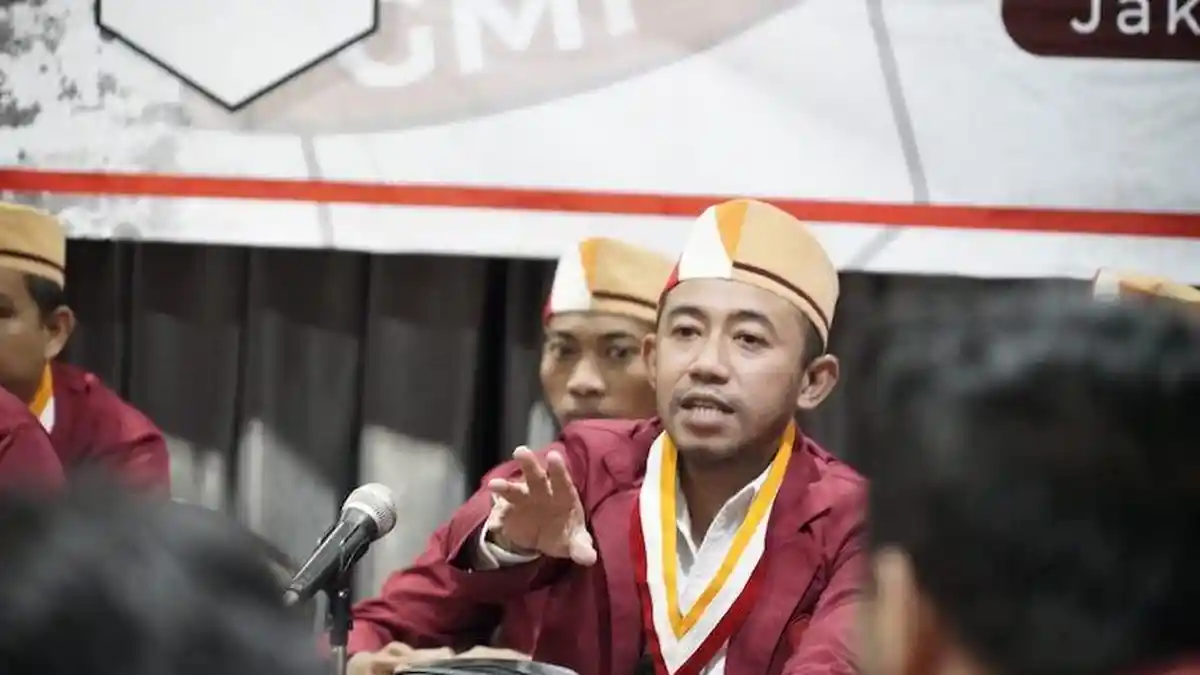 Aiman: Jangan Sampai Masyarakat Simpulkan Kenaikan BBM Demi Loloskan Jokowi 3 Periode