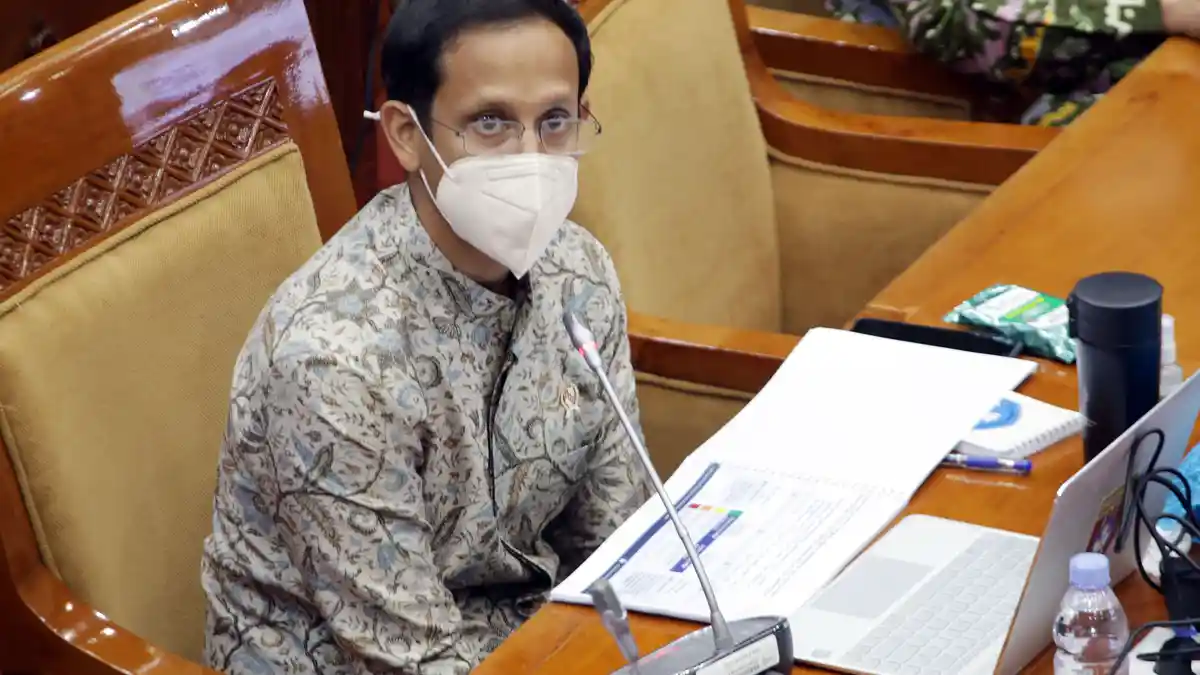 Nadiem Ungkap Lulusan Perguruan Tinggi yang Terserap Lapangan Kerja Hanya 10 Persen