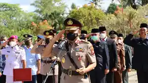 kapolda-pimpin-upacaraHBD.jpg