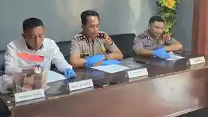 Wakapolres-Boalemo-Kompol-Afandi-Nurkamiden-dan-Kasat-Reskrim-Polres-Boalemo-ddd.jpg
