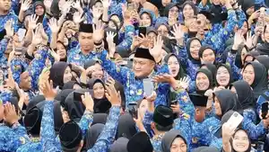 Bupati-Bogor-Rudy-Susmanto-melantik-Calon-Pegawai-Negeri-Sipil-CPNS.jpg