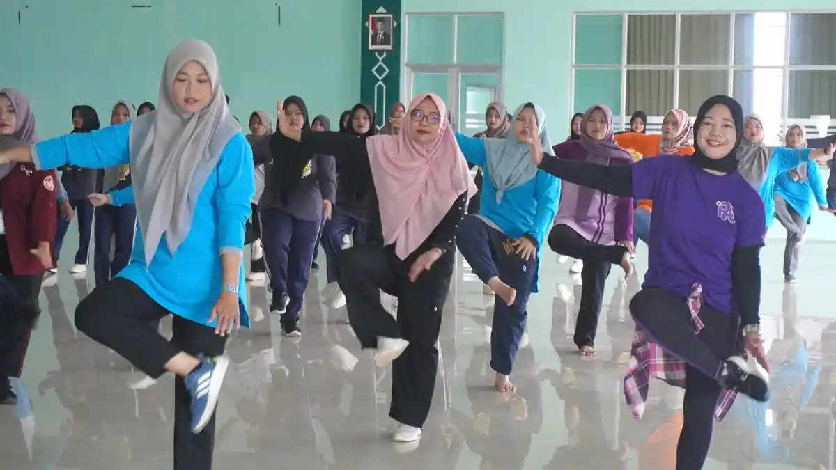 Tingkatkan Kesadaran Pentingnya Kesehatan, OKH UIN Saizu Gencarkan Senam Kebugaran Rutin