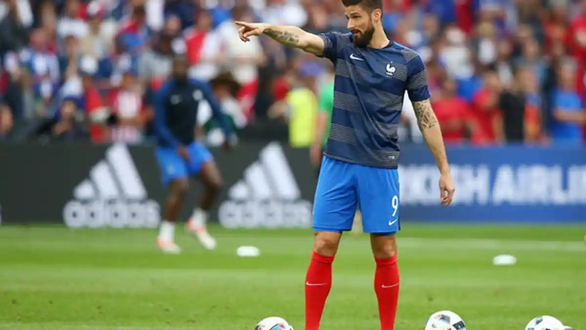 Olivier Giroud Kondisinya Sekarang Baik-baik Saja kata Didier Deschamps